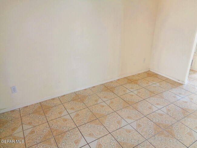 Building Photo - 3033 Tierra Polar Dr