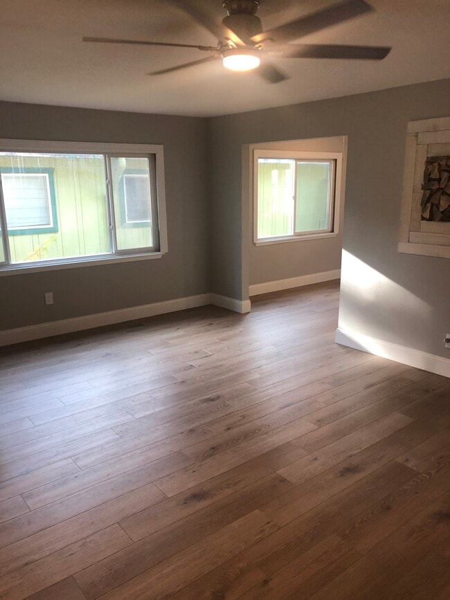 Living Room - 3314 Treehaven Dr