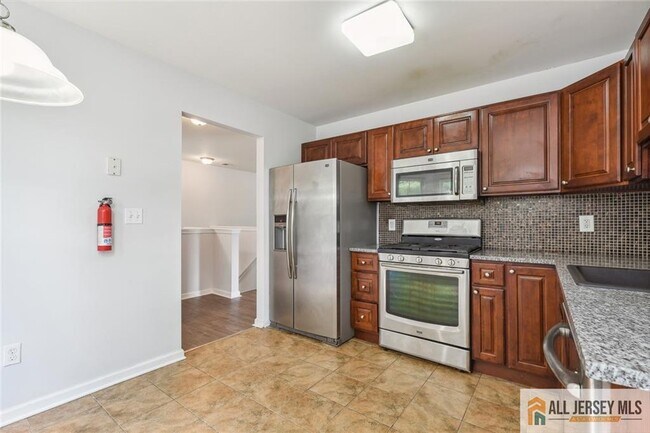 Building Photo - 2602 Cypress Ln