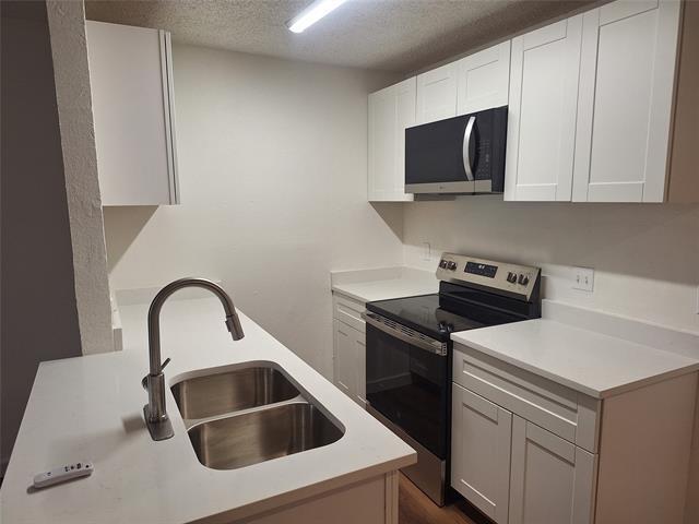 Building Photo - 111 E Rogers St