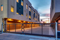 Building Photo - 820 N 8th Ave