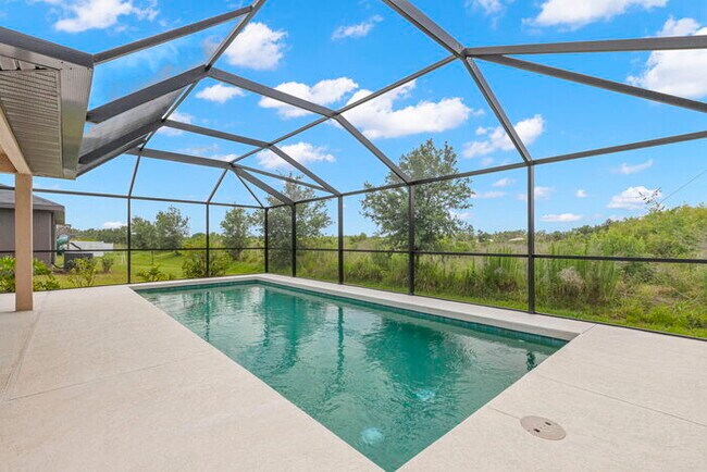 Building Photo - Beautiful Home For Rent WITH A POOL!