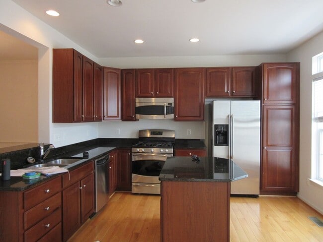 Building Photo - 2386 Abington Dr