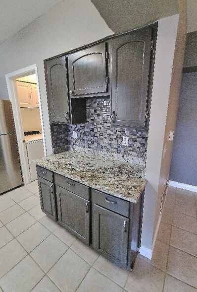 Building Photo - 780 Copper Ln