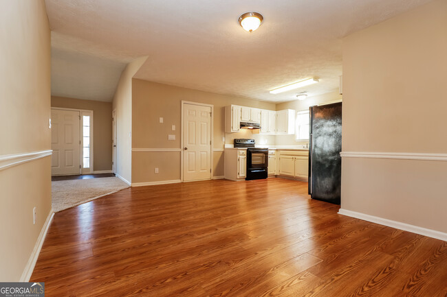 Building Photo - 10631 Cherry Cove