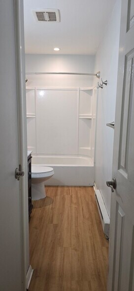 Building Photo - 61 Briarwood Ln