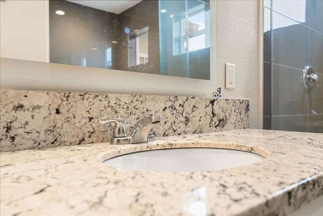 Building Photo - 6200 Fowler Ave