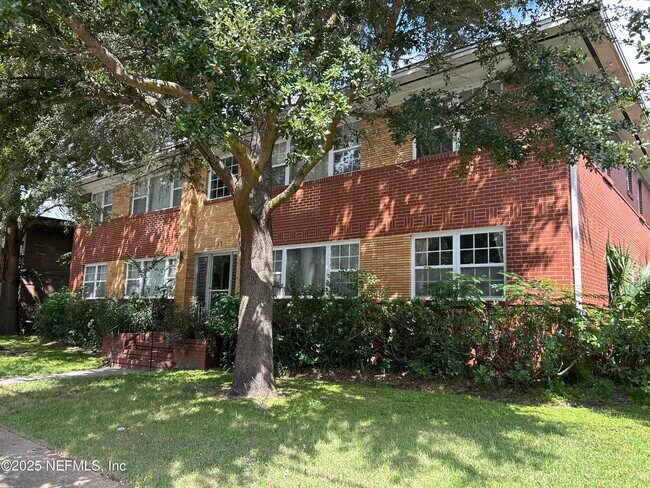Building Photo - 3113 Belden St