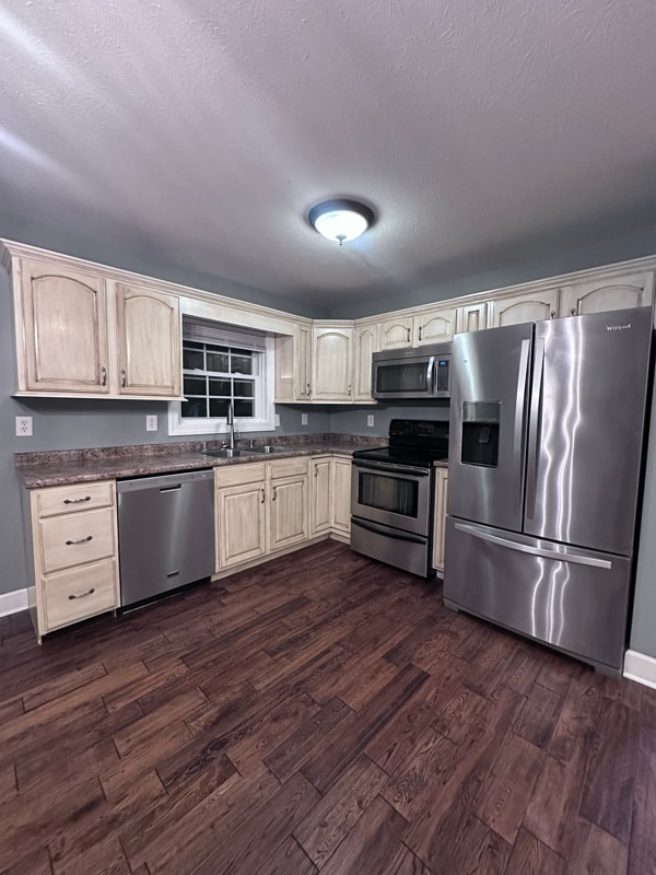 Building Photo - 1599 Tucker Schoolhouse Rd