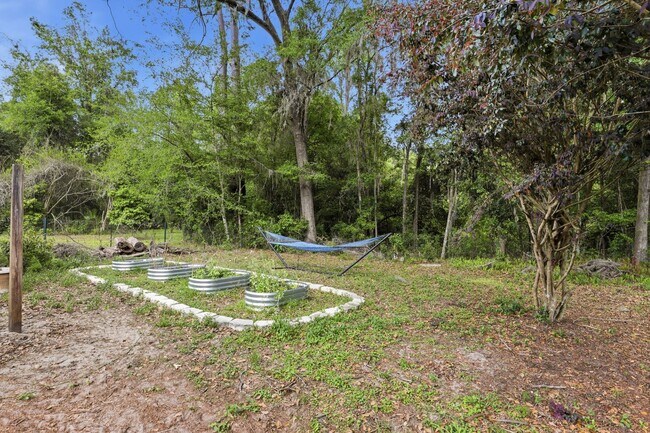 Building Photo - 4731 NW 39th St