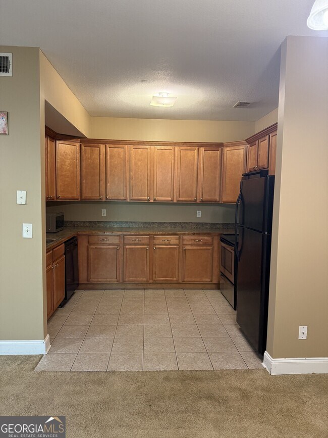 Building Photo - 235 Tower Commons Rd