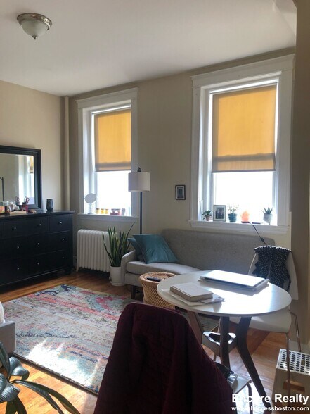 Building Photo - 1189 Commonwealth Ave