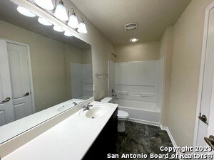 Building Photo - 7422 Primrose Post