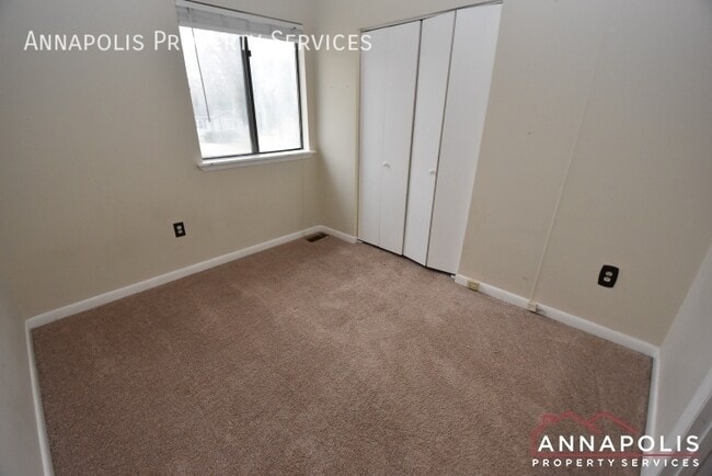 Building Photo - 130 Dennis Rd