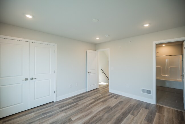 Building Photo - 3707 Haverford Ave
