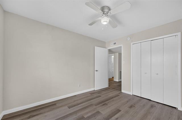 Building Photo - 517 Willow Oak Dr