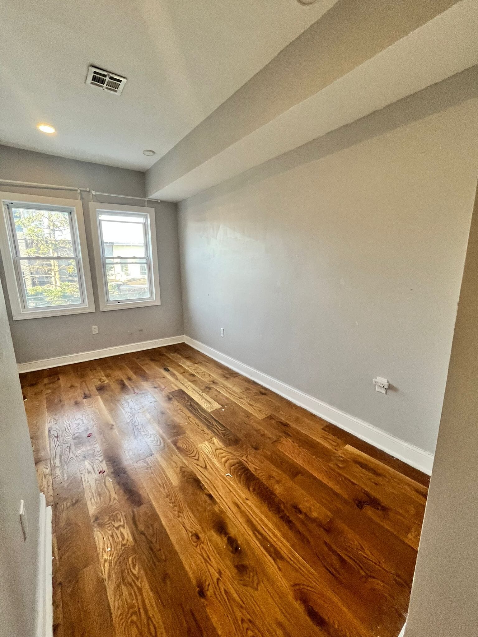 Unit 2 - 51 Jewett Ave