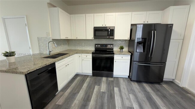 Building Photo - 3786 San Simeon Cir