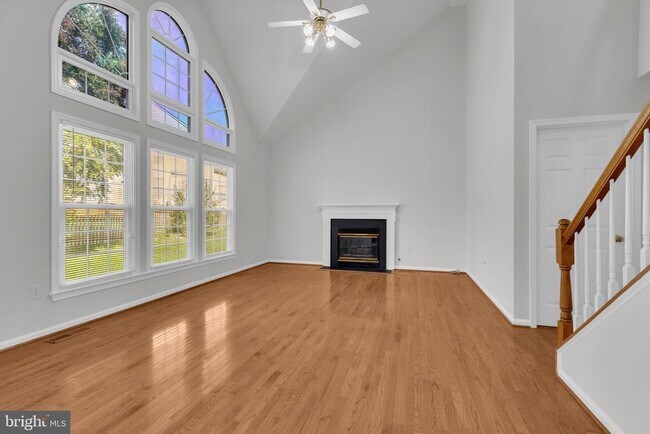 Building Photo - 13072 Autumn Willow Dr