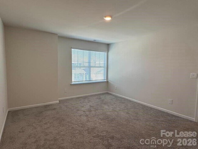 Building Photo - 7898 Old Brk Rd