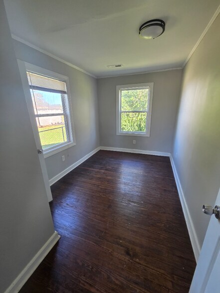 Building Photo - 222 N 31st St