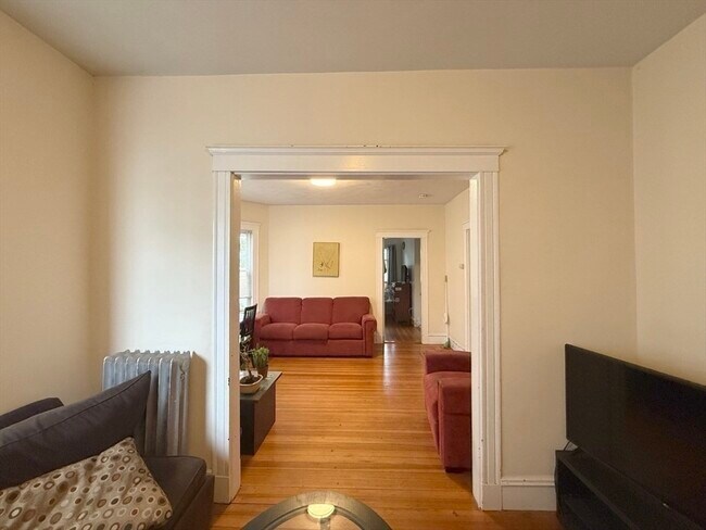 Building Photo - 34 Belknap St