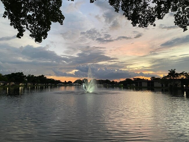 Building Photo - 516 Briarwood Cir