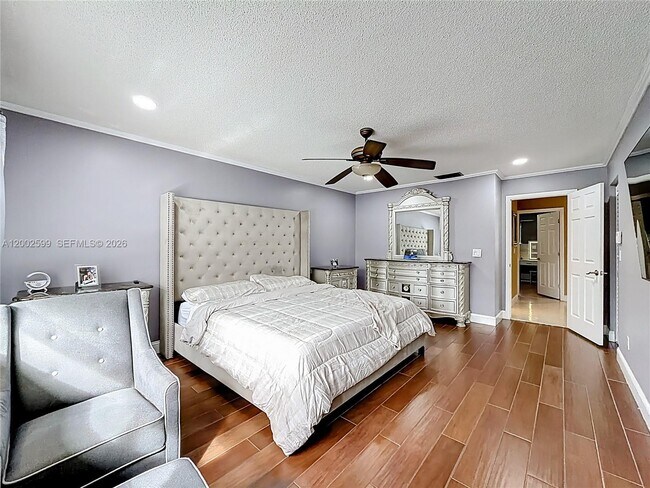 Building Photo - 8060 NW 51st Ct