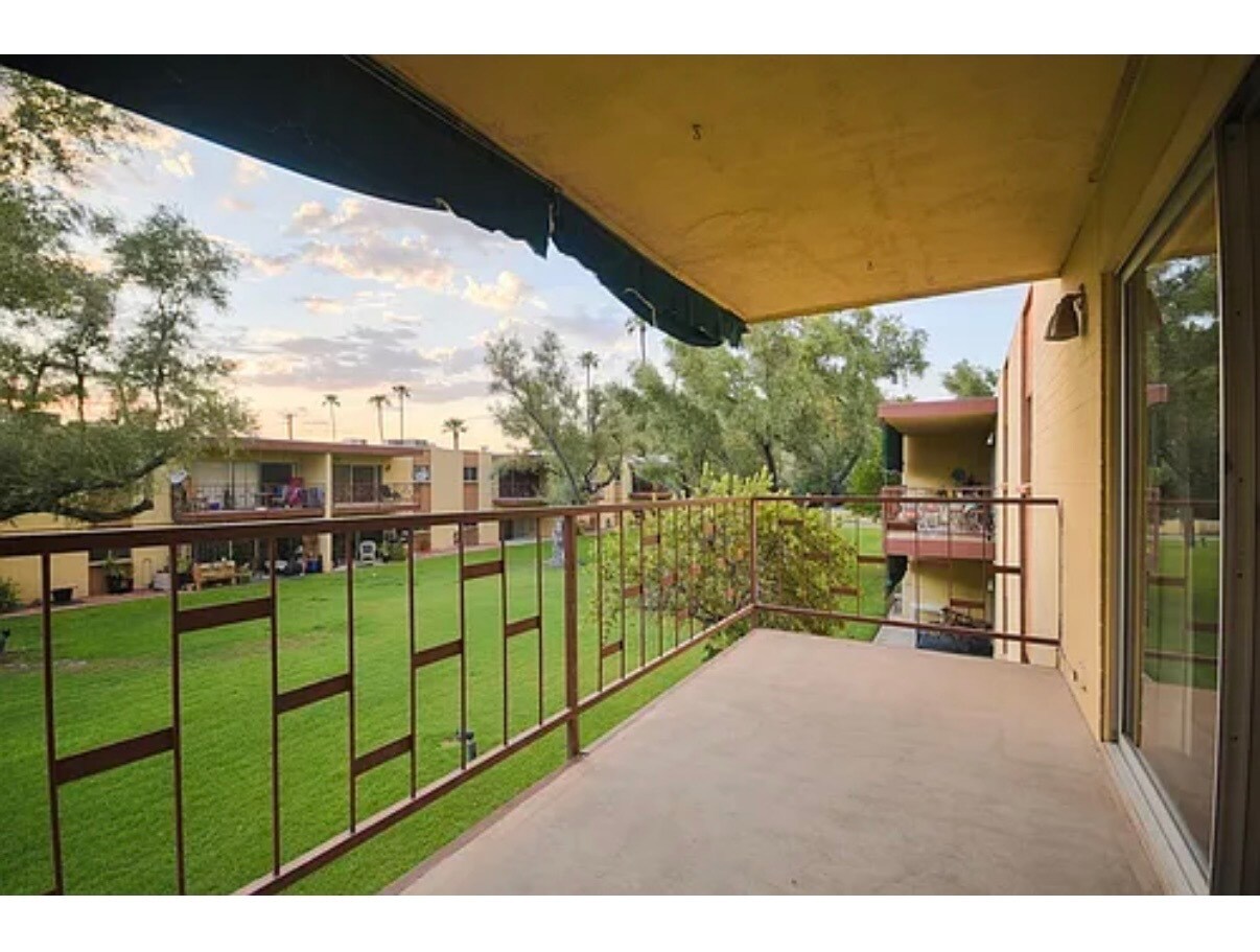 Building Photo - 3737 E Turney Ave