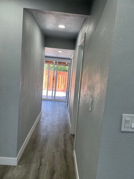 Building Photo - 38016 Vallejo St