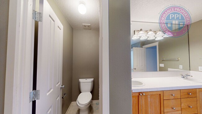 Building Photo - *** Arbor Ridge in Bethany!  Corner Lot, Fenced Backyard, Beautiful Floor Plan, Central Air