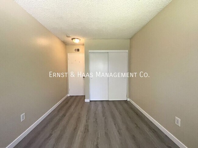 Building Photo - 17182 Berlin Ln