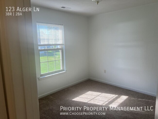 Building Photo - 123 Alger Ln