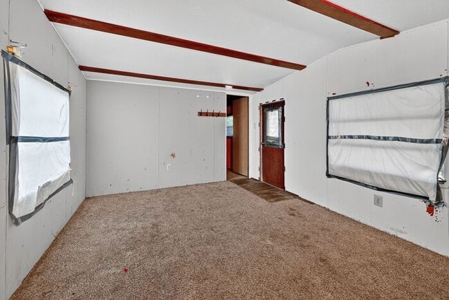 Building Photo - 1305 Ridge Cir