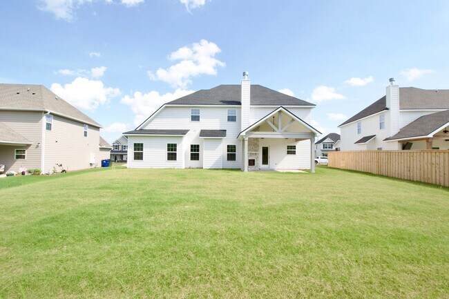 Building Photo - Brand New Hugston Home Near Lee Scott Acad...