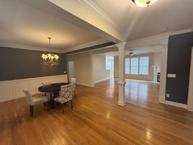 Building Photo - 3 Bed 2 Bath Home on Greenville Loop