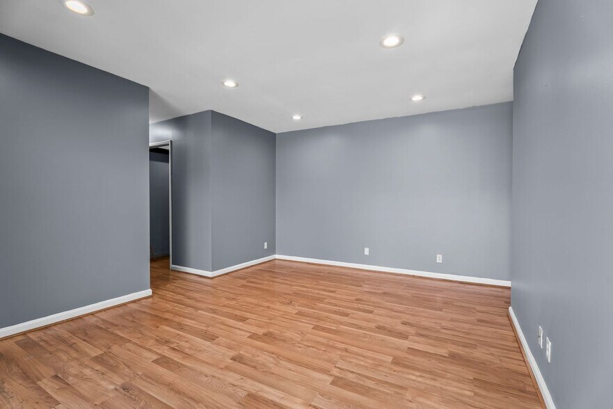 Building Photo - 6087 Majors Ln