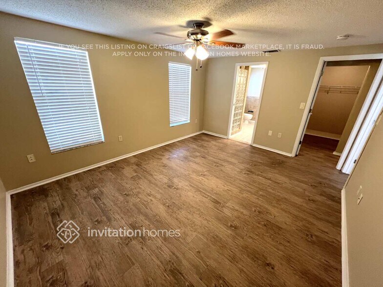 Building Photo - 1240 Waterside Ln