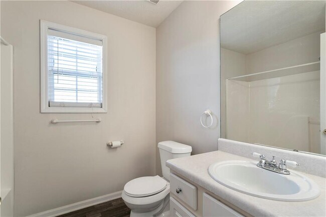 Building Photo - 1460 Wynsong Ct
