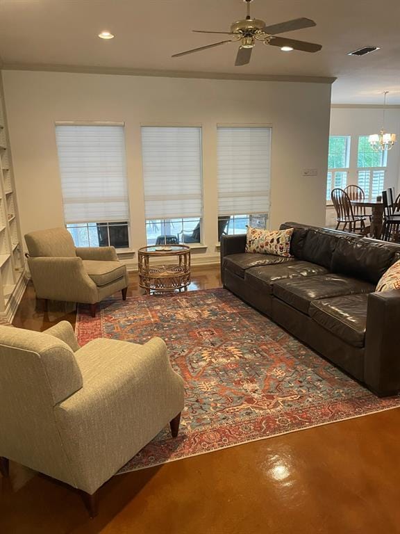 Building Photo - 641 Evergreen Ln