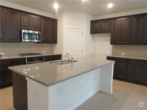 Building Photo - 1401 Brescia Walk