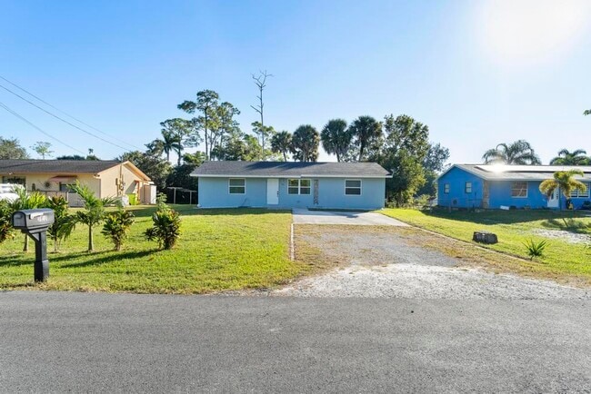 Building Photo - 3910 N 147 Ave