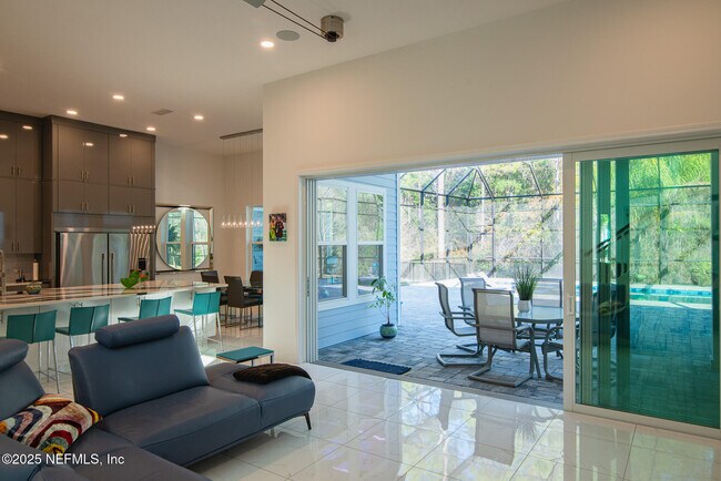 Building Photo - 452 Quail Vista Dr