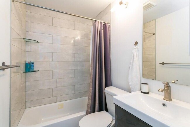 Building Photo - 275 Cypress Point Dr