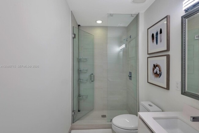 Building Photo - 2200 N Ocean Blvd