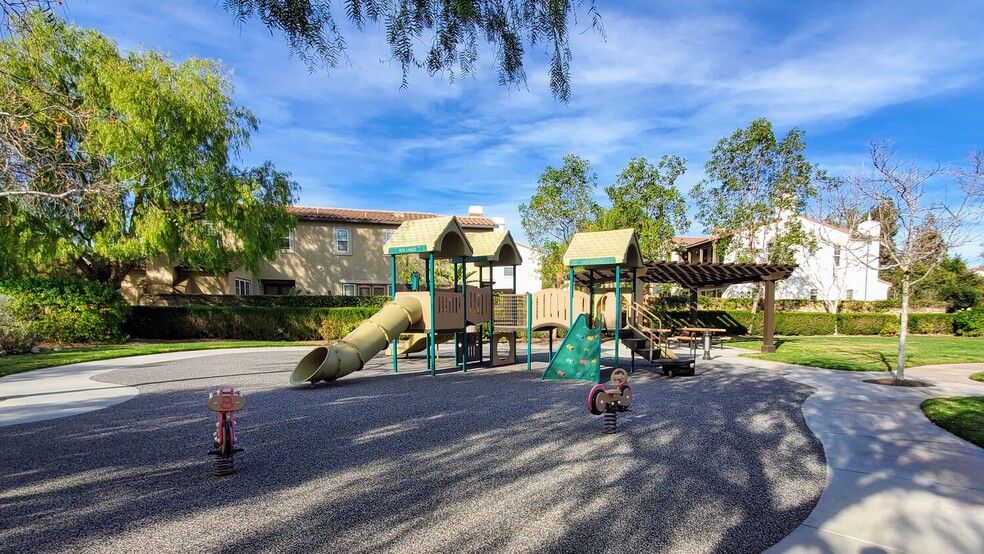 Playground - 4317 Palazzo Ln