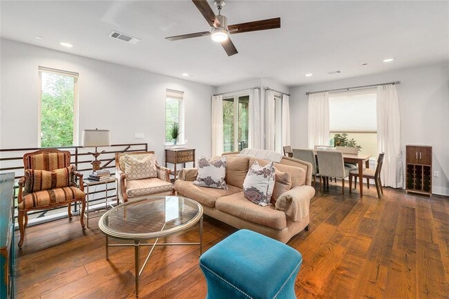 Building Photo - 1205 Elm St