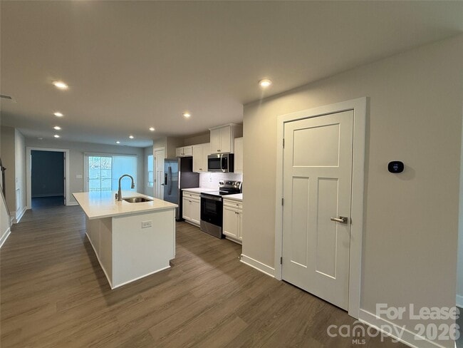 Building Photo - 158 Jameson Pk Dr