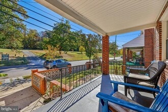 Building Photo - 4808 Fort Totten Dr NE