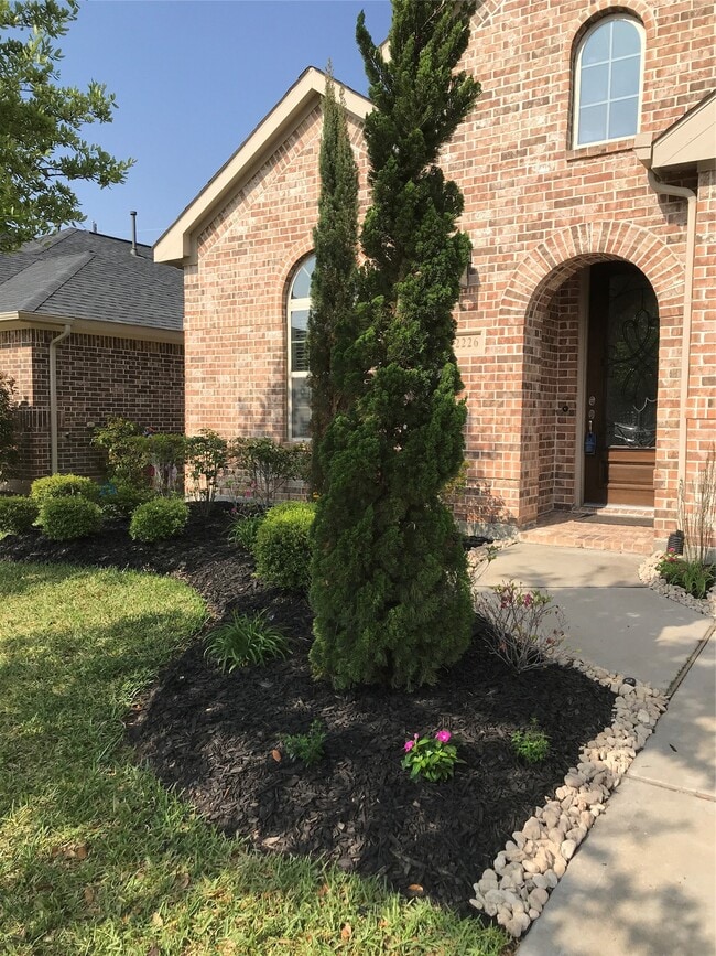 Building Photo - 2226 Falcon Brook Dr